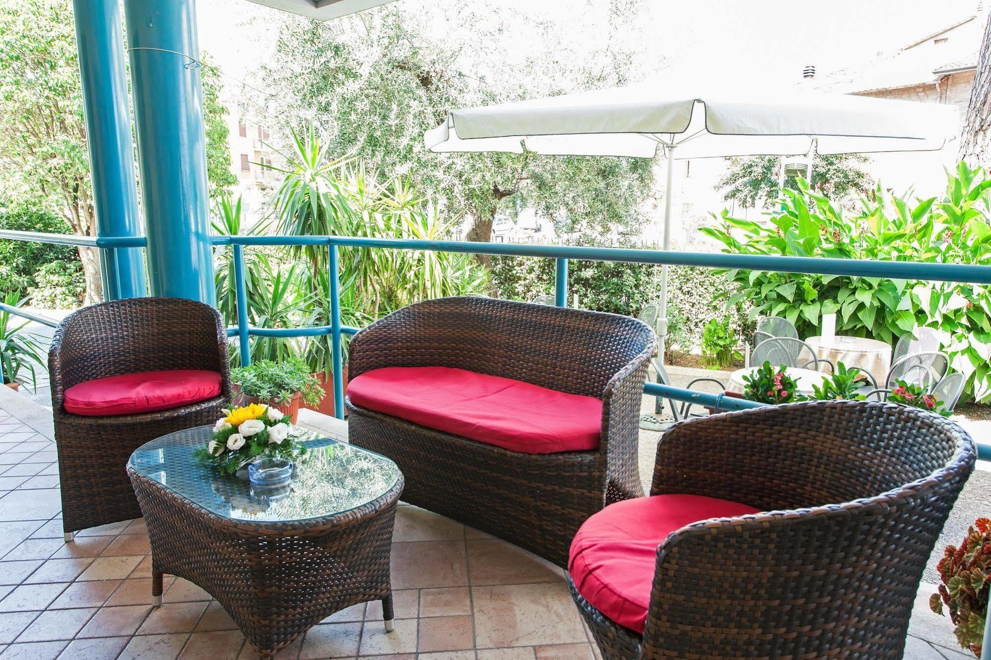 Hotel Los Angeles Ассизи Экстерьер фото